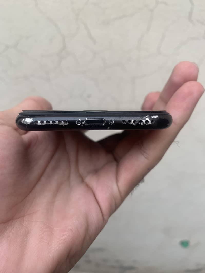 Apple iPhone 7 5