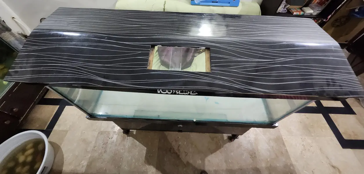 Aquarium For Sale with Wheel Trolly (Like New) — photo 4