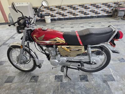 Honda CG 125 Special Gold Edition