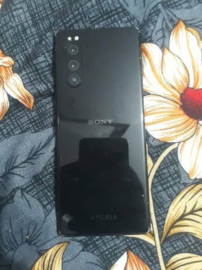 Sony Xperia 5