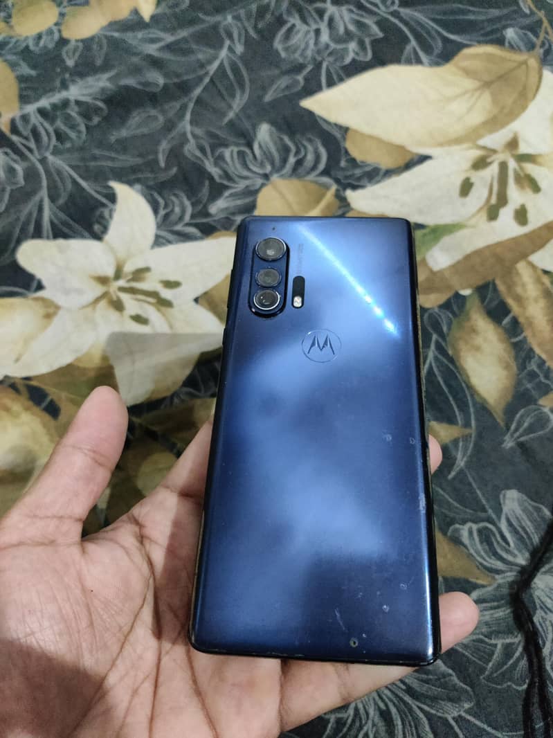 Moto edge plus 2