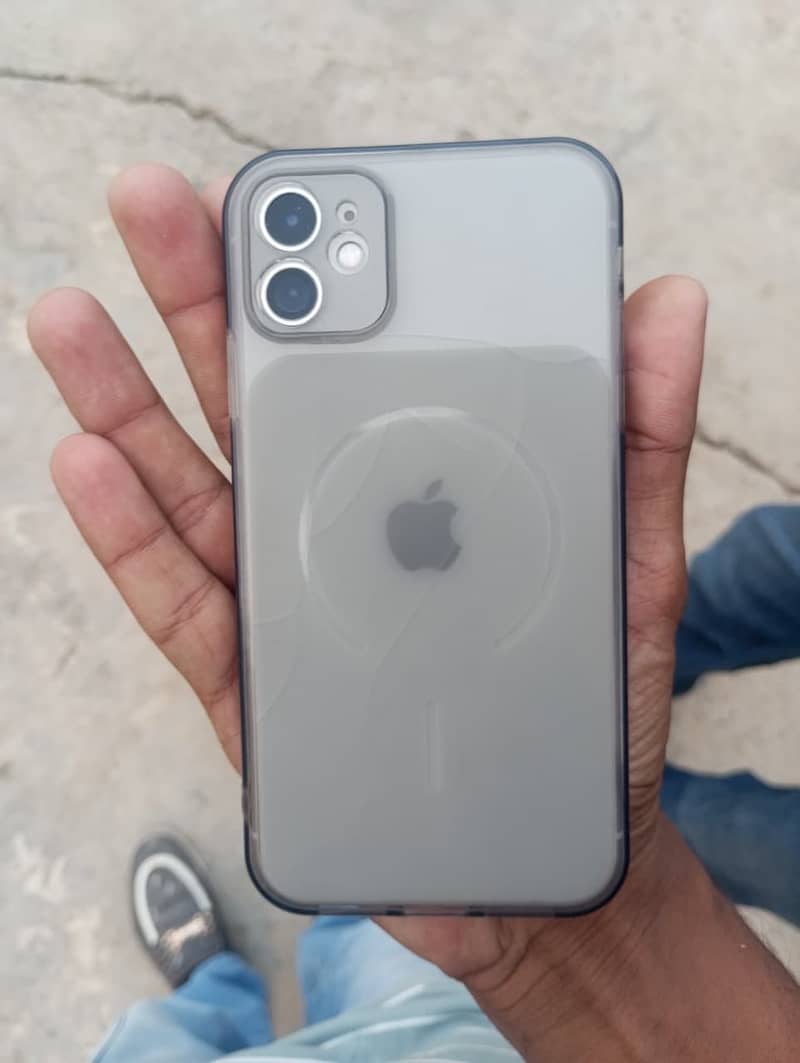 Apple iPhone 11 2