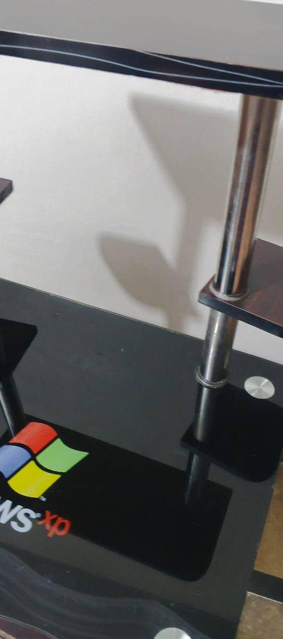 computer table with 2