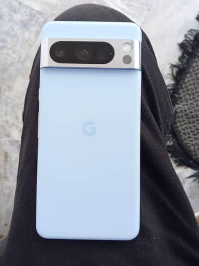 Google Pixel 8 Pro