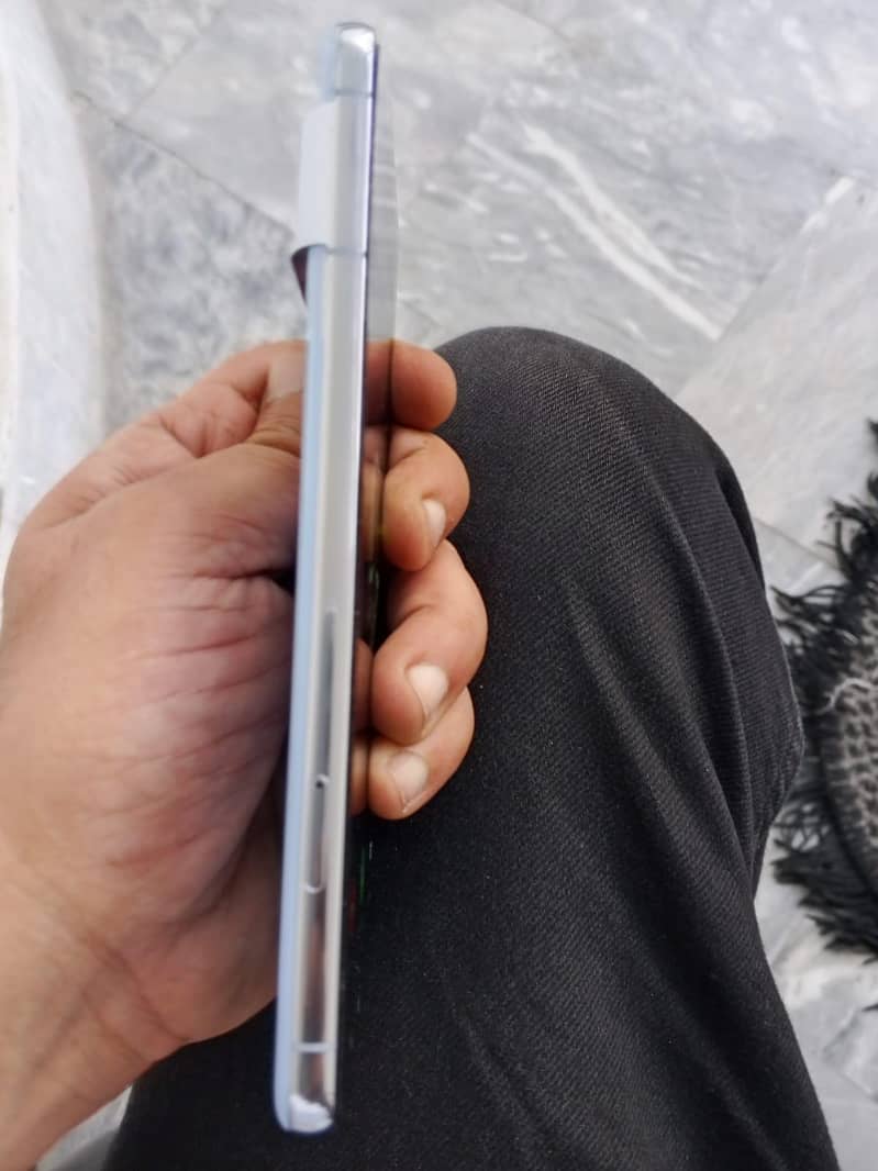 Google Pixel 8 Pro 3