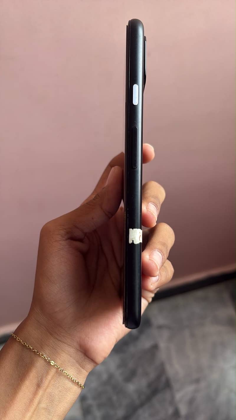 Google Pixel 4a5g 1