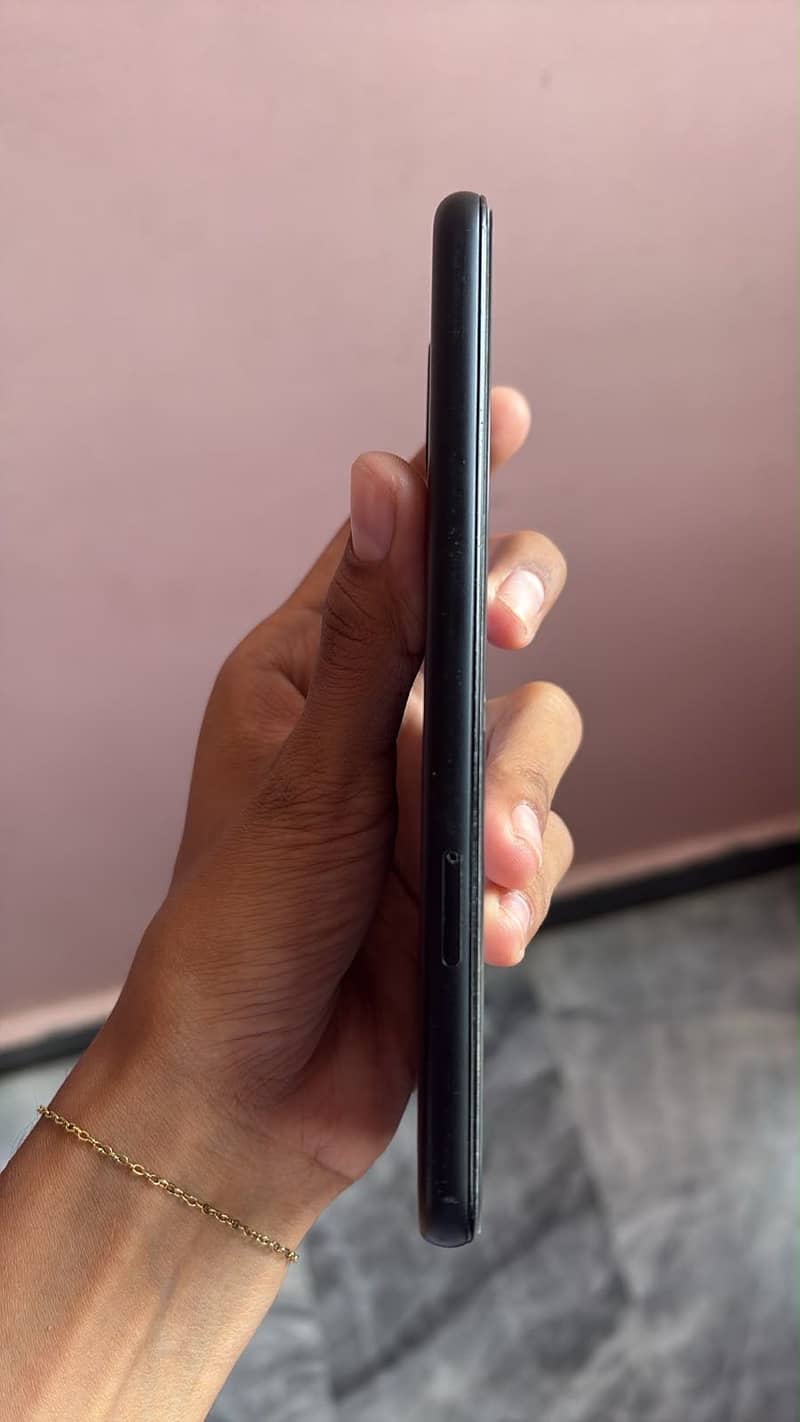 Google Pixel 4a5g 6