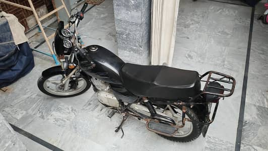 Suzuki Gs 150 black Special Addition