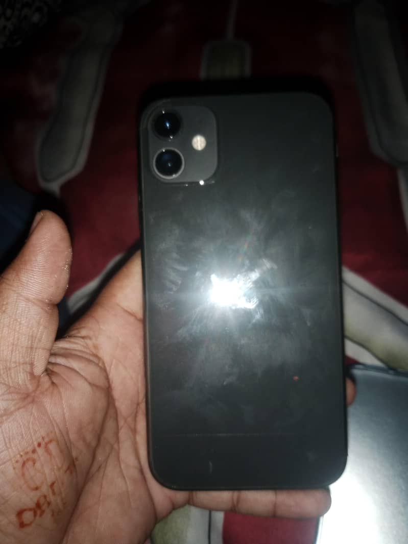 Apple iPhone 11 0