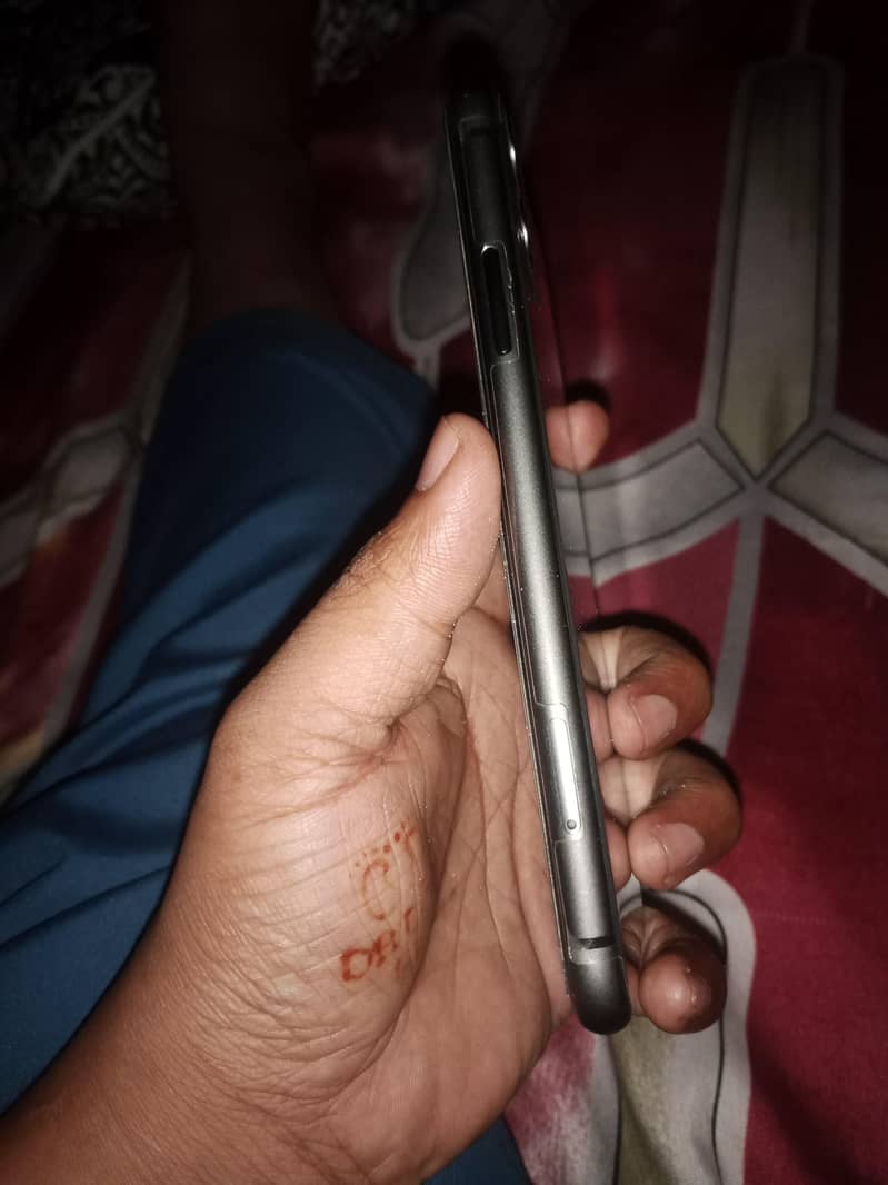 Apple iPhone 11 2