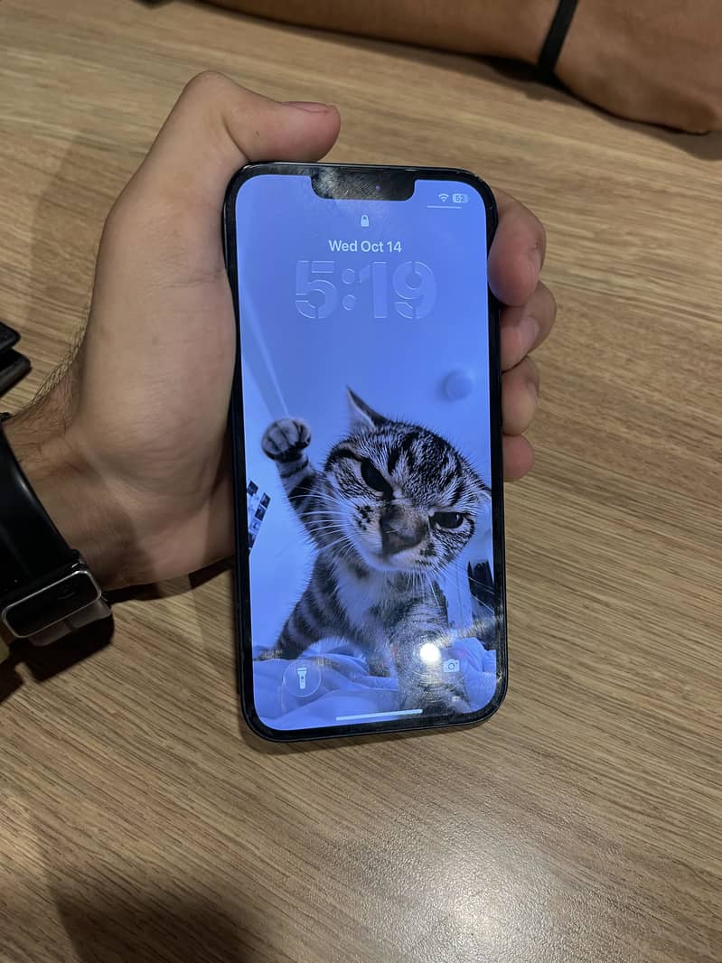 Apple iPhone 14 5