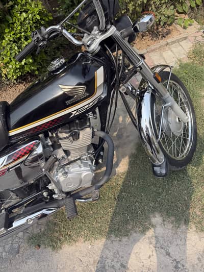 Honda 125 Special Edition Self 2025 Total Genuine