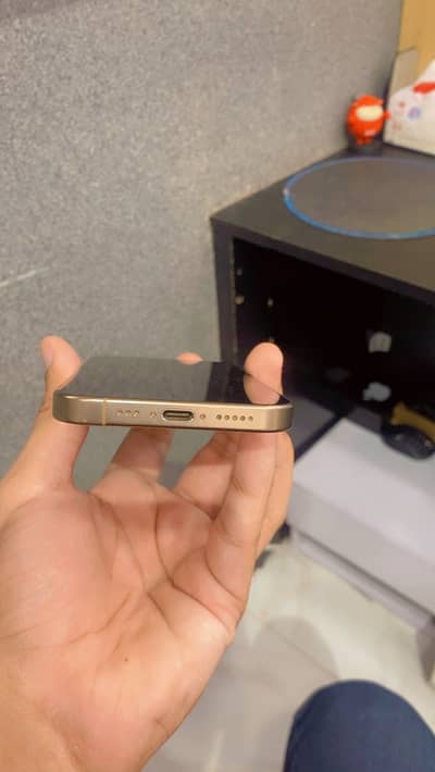 Apple iPhone 16 Pro