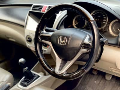 Honda City 2015 aspire 1.3 total genuine