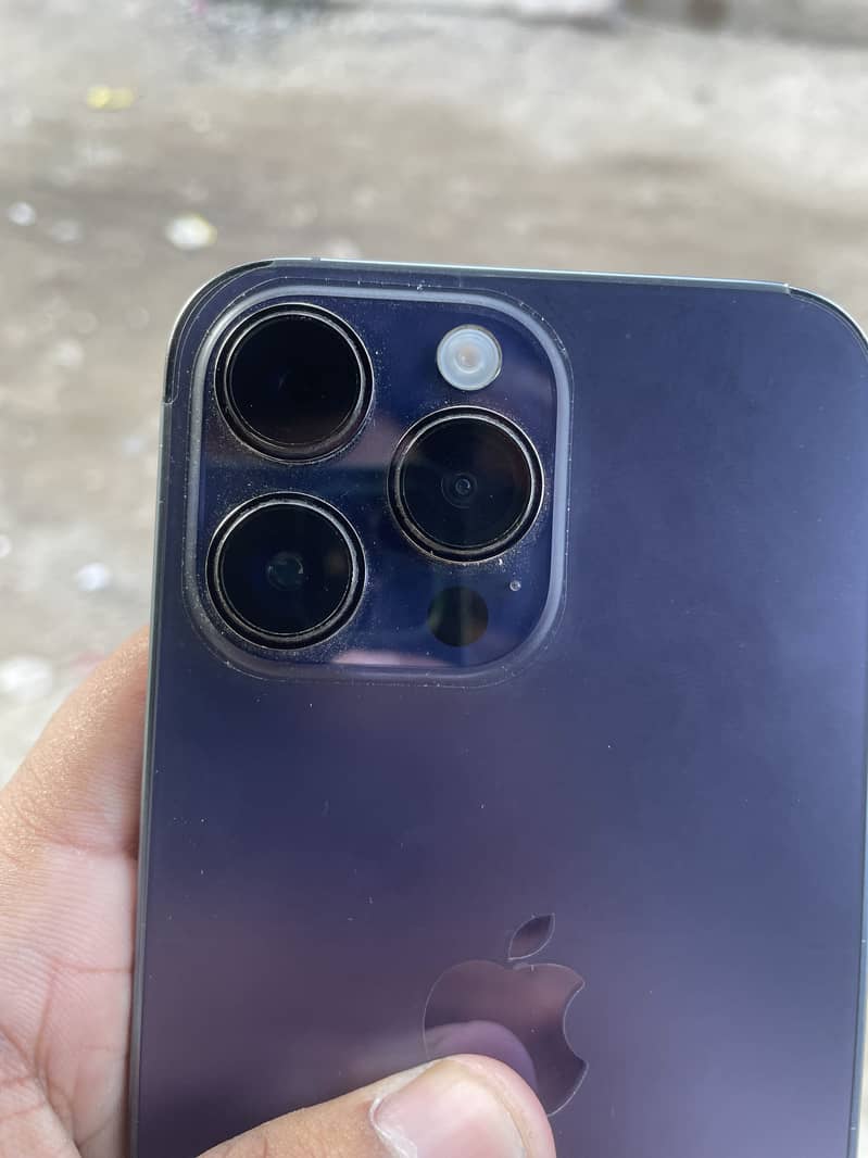 Apple iPhone 14 Pro Max 3