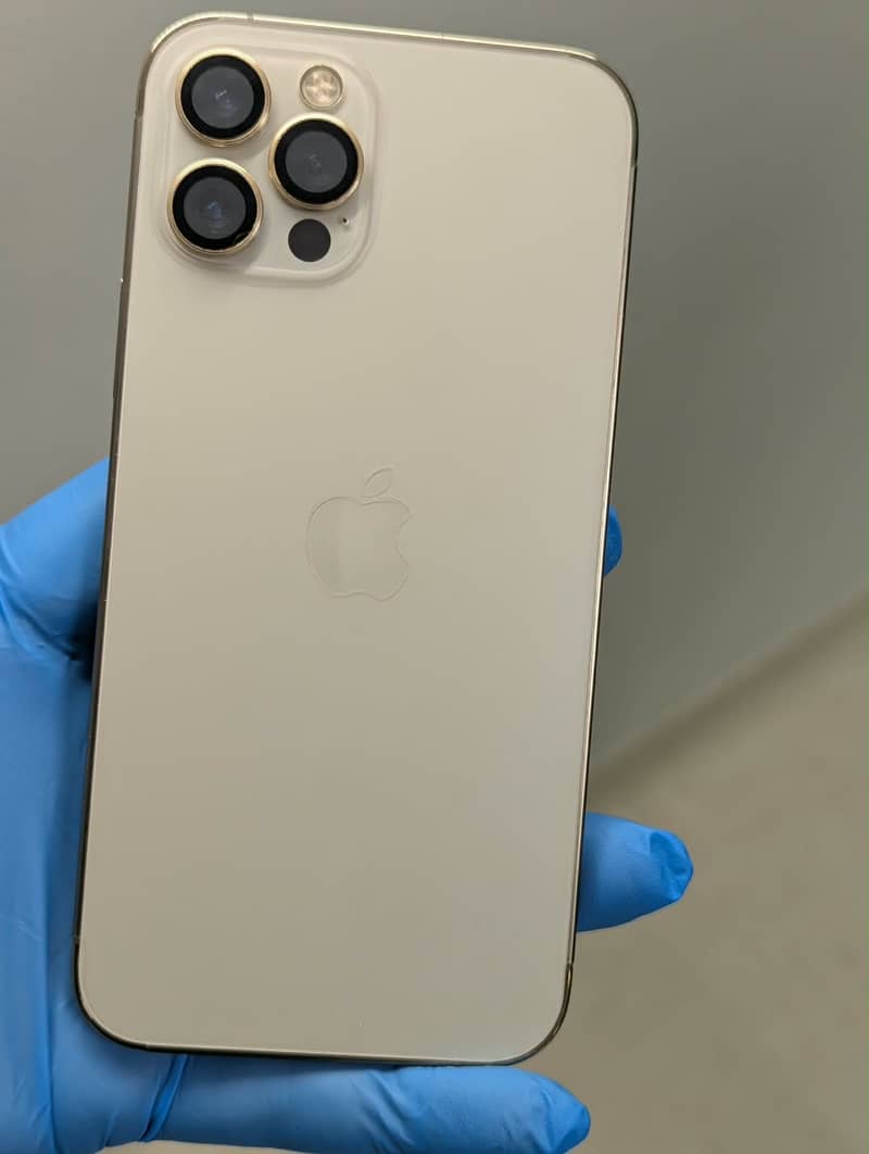 Apple iPhone 12 Pro 0