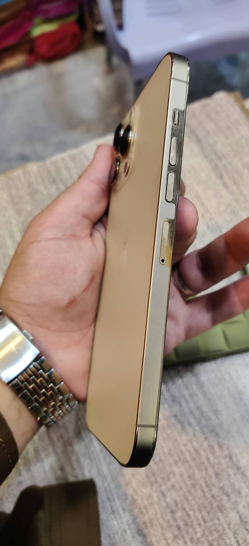 Apple iPhone 13 Pro Max 5