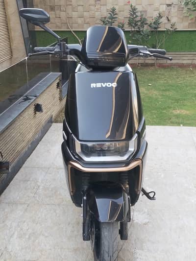 Revoo a12