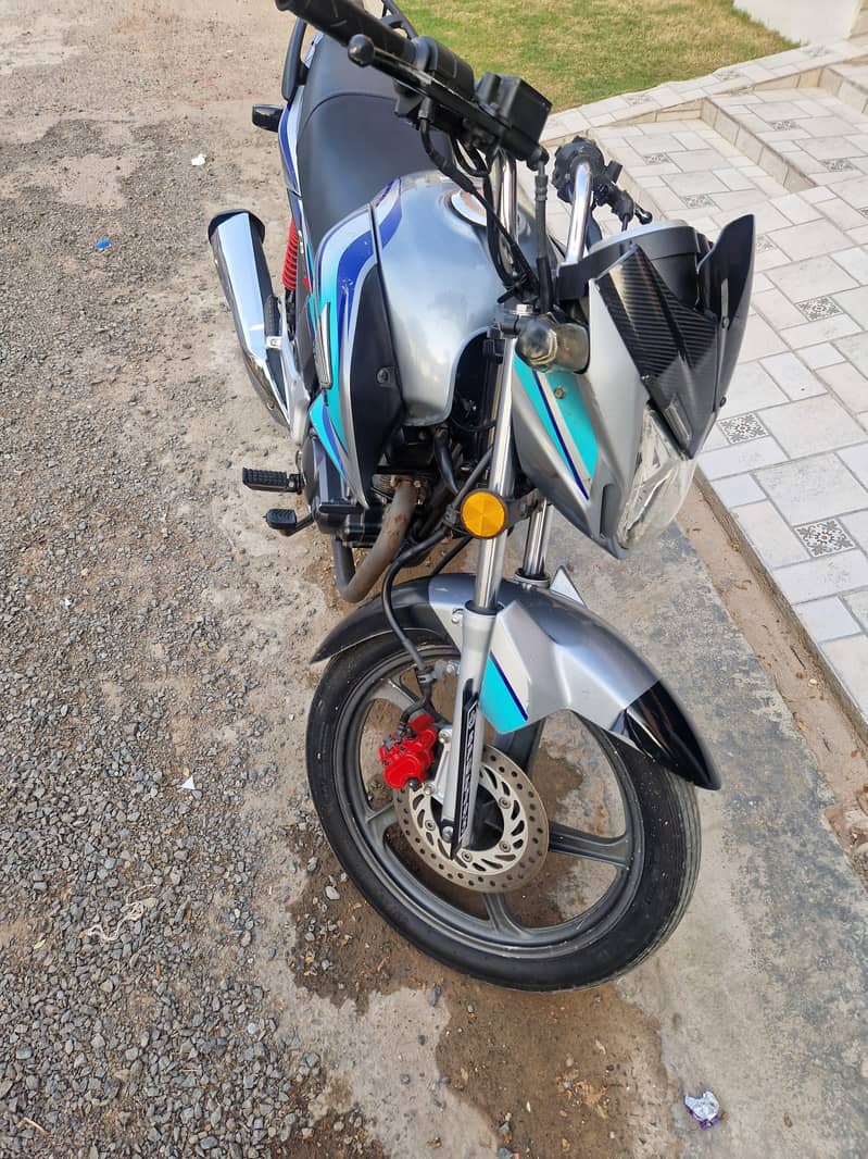 CB 150 ,, 1