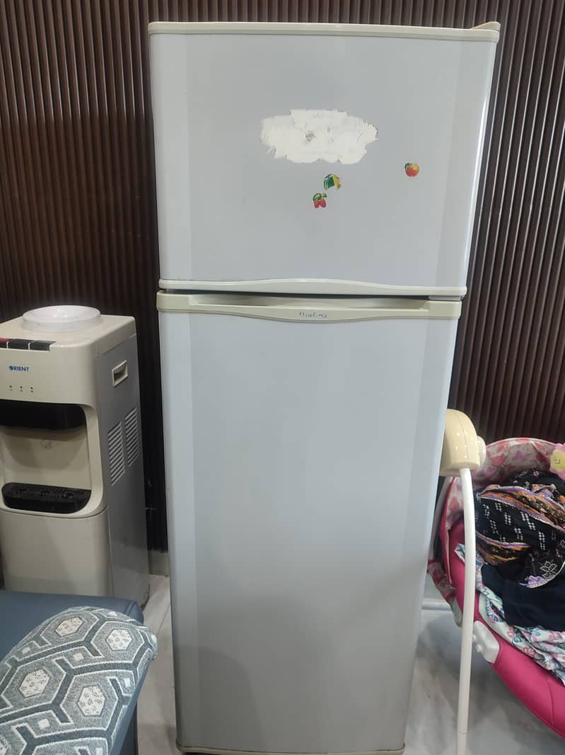 Dawlance refrigerator 0