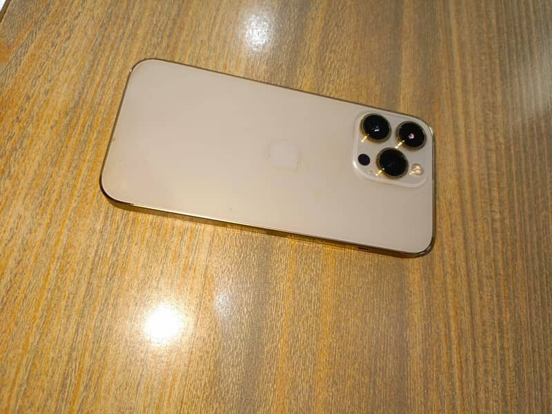 Apple iPhone 13 Pro 6