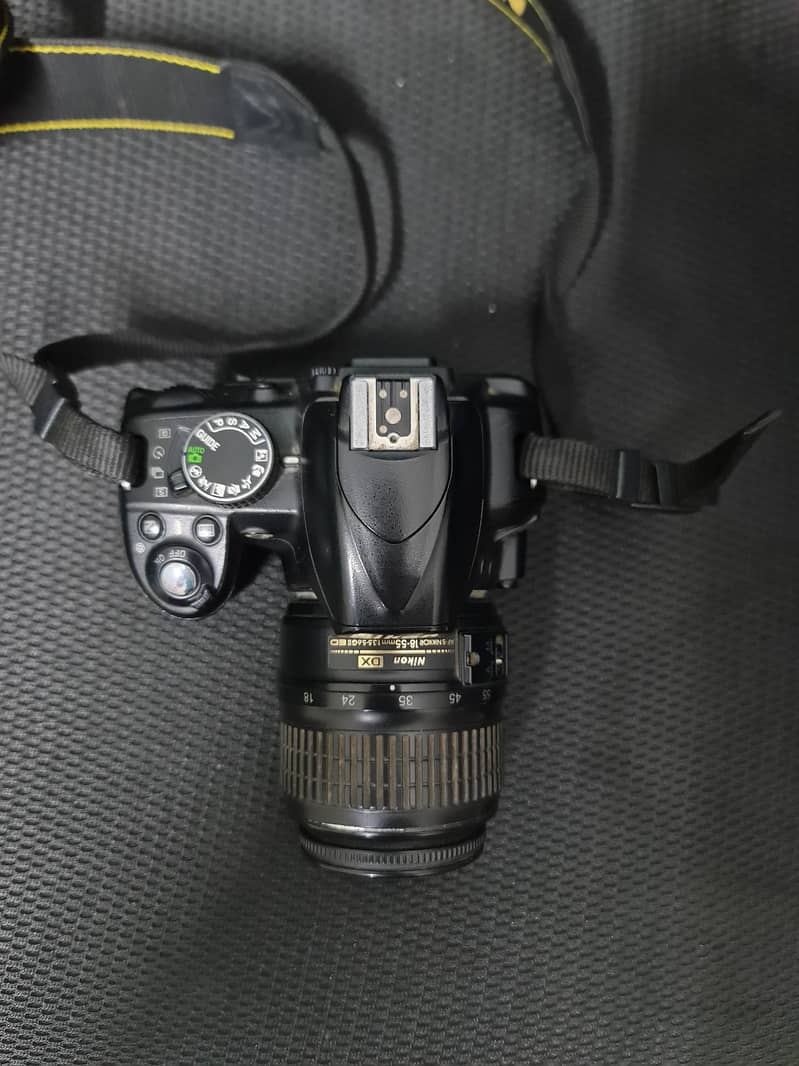 Nikon D3100 0