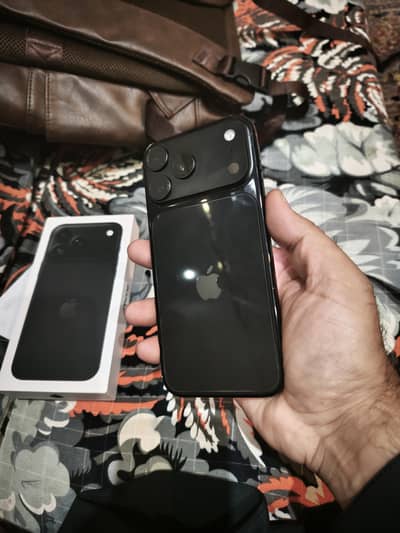 Apple iPhone 18 Pro Max black