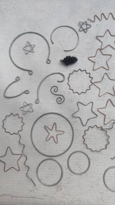 Artificial Jewelry repair.