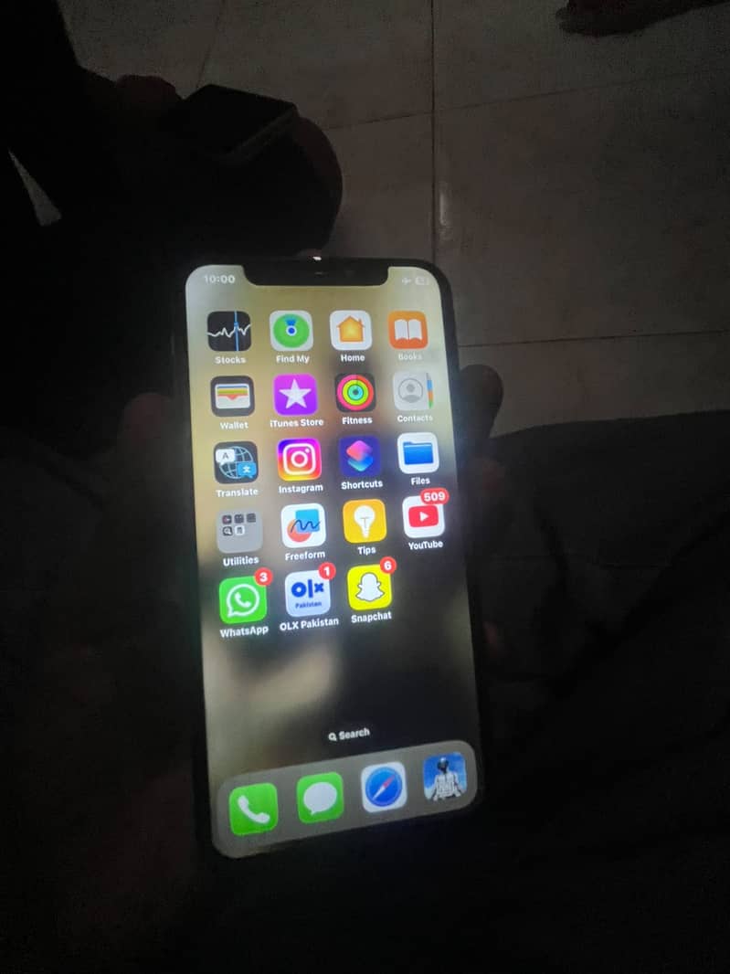 Apple iPhone X 6