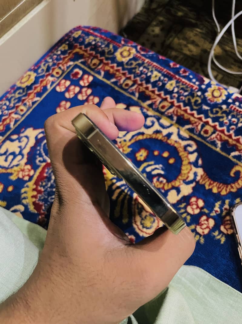Apple iPhone 12 Pro Max 3