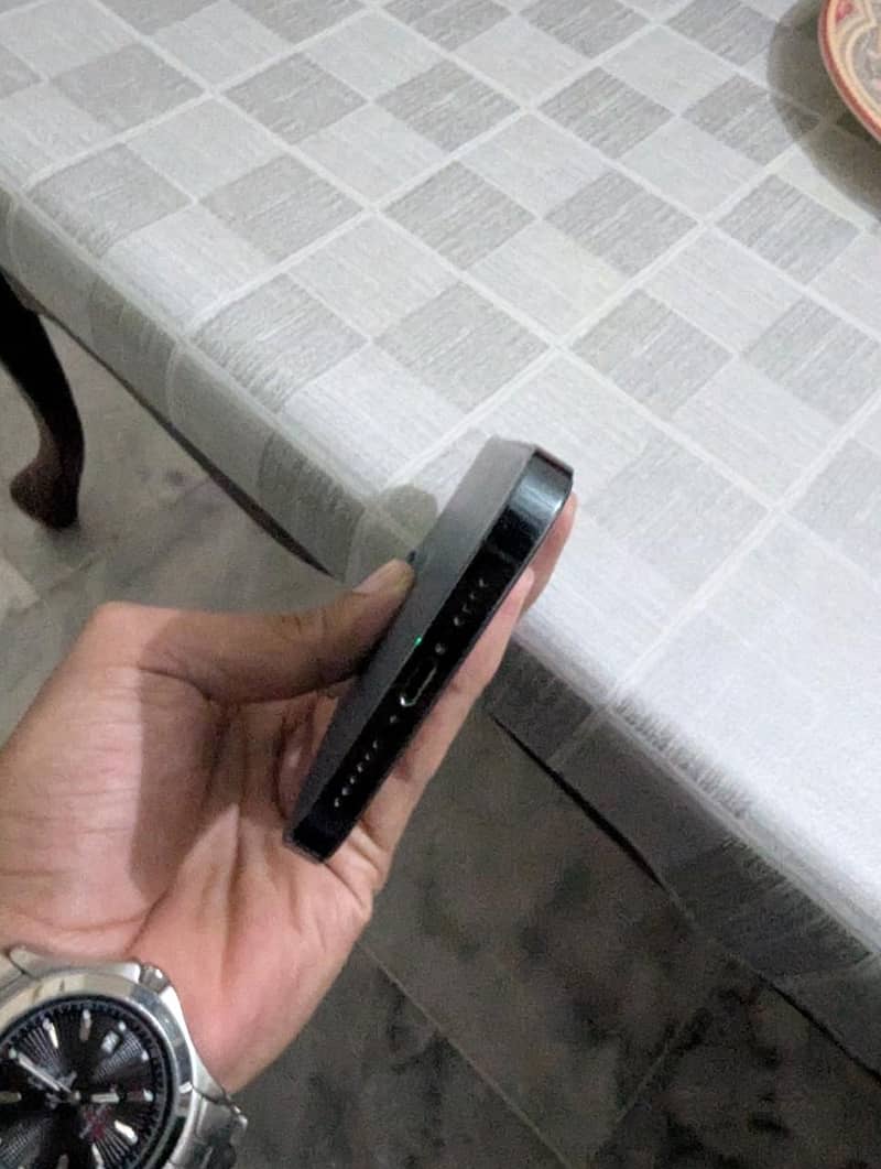 Apple iPhone 12 Pro Max 3
