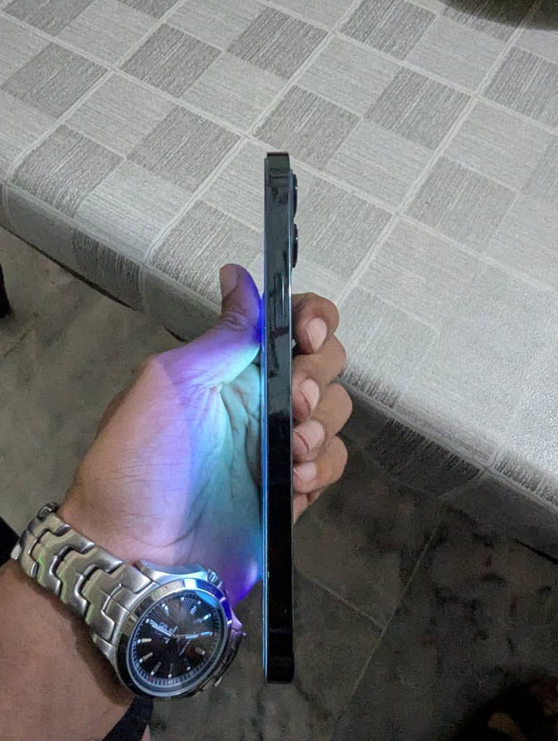 Apple iPhone 12 Pro Max 5