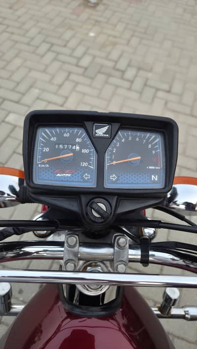 I want to sell my Honda 125 2025 model purchased in October 2024.