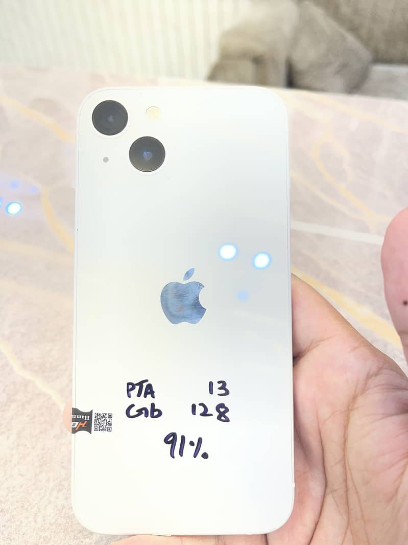 Apple iPhone 13 1