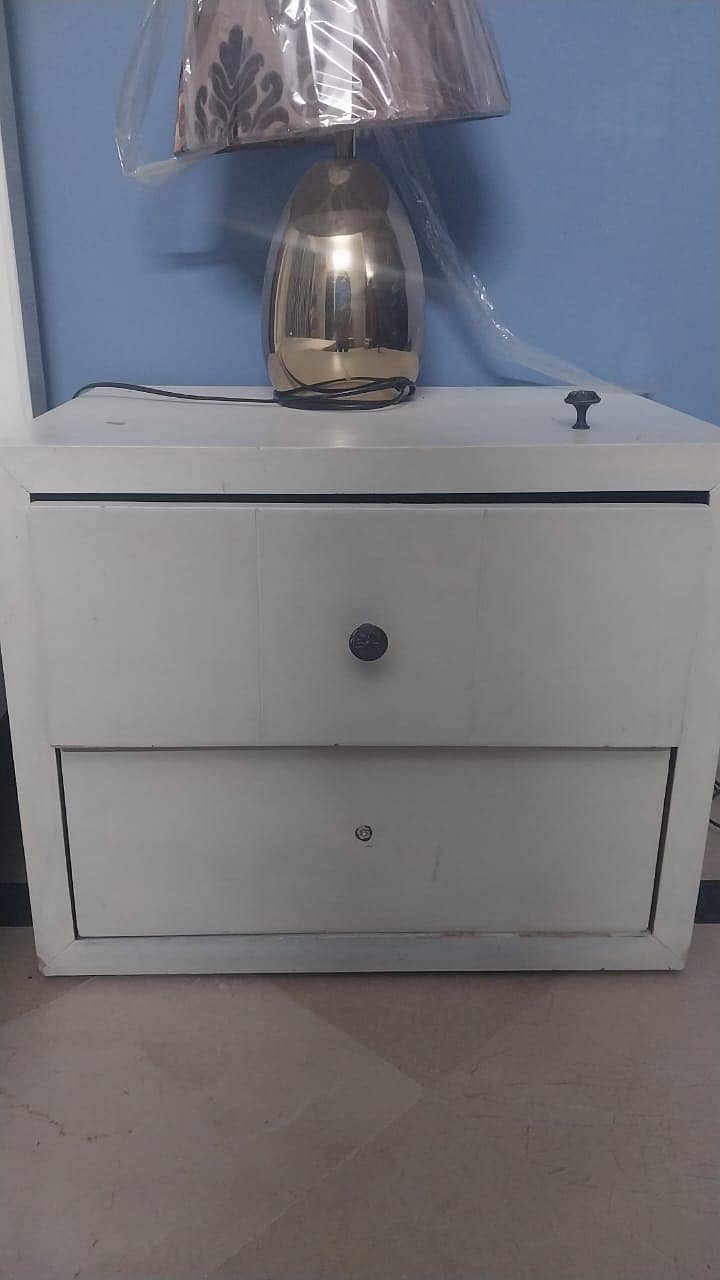 Two single Bed 4