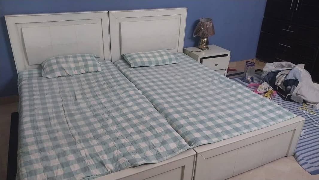 Two single Bed 5