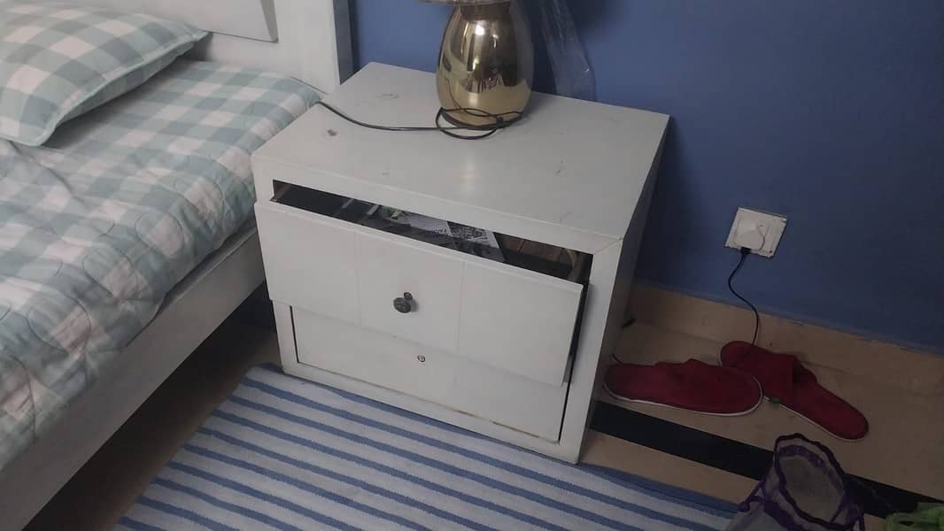 Two single Bed 6