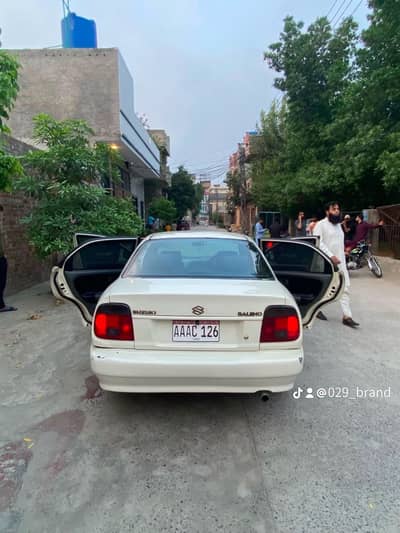 Suzuki Baleno 2004