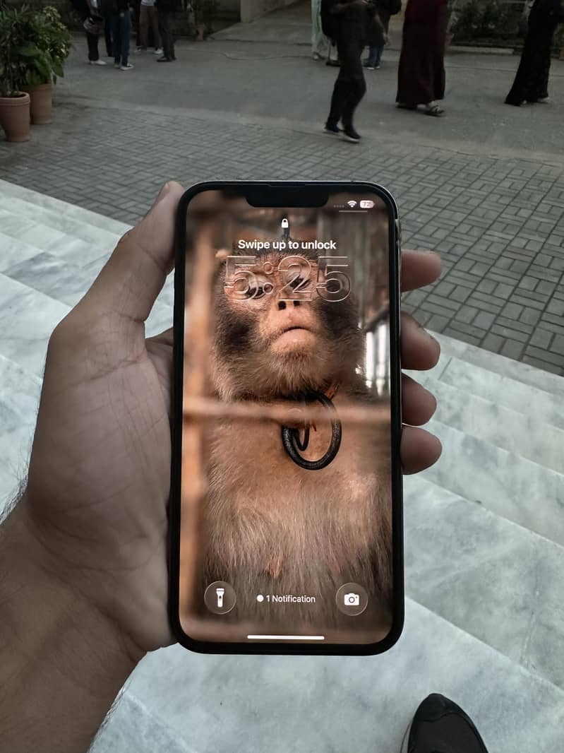 Apple iPhone 13 Pro 1