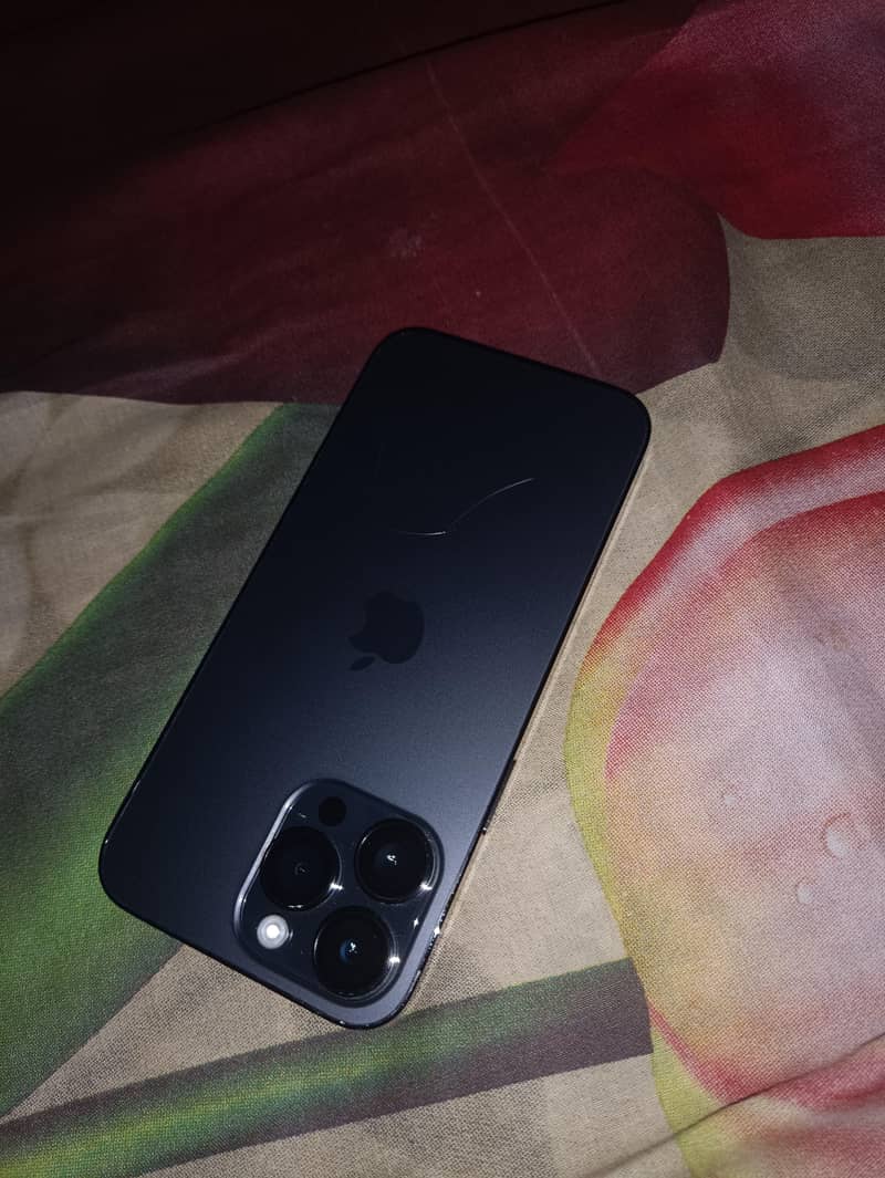 Apple iPhone 14 Pro Max 6