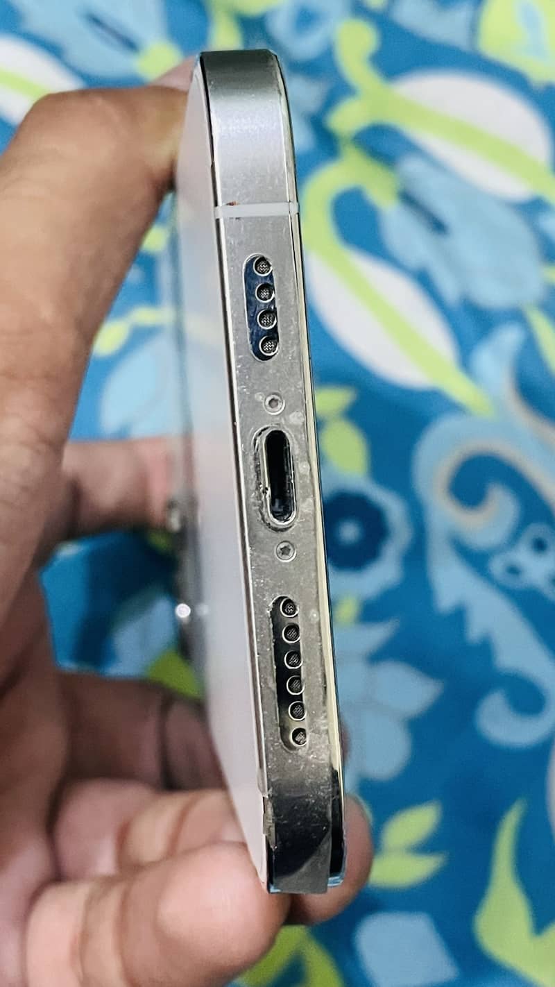 Apple iPhone 12 Pro Max 1