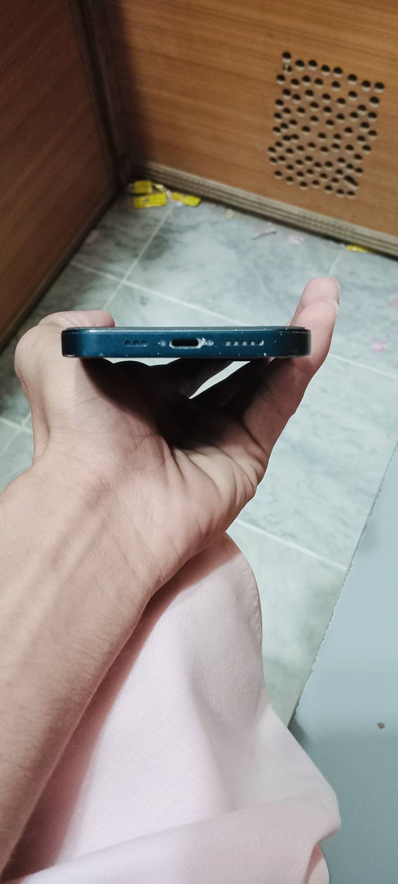 Apple iPhone 13 1
