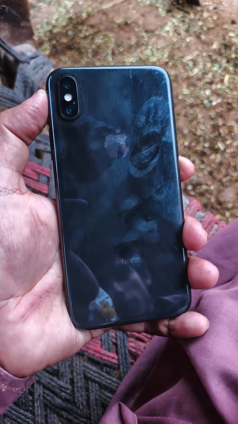 Apple iPhone X 3