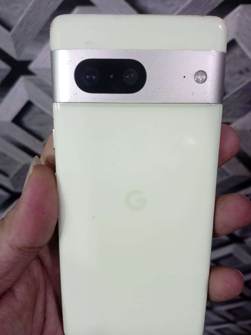 Google Pixel 7 2