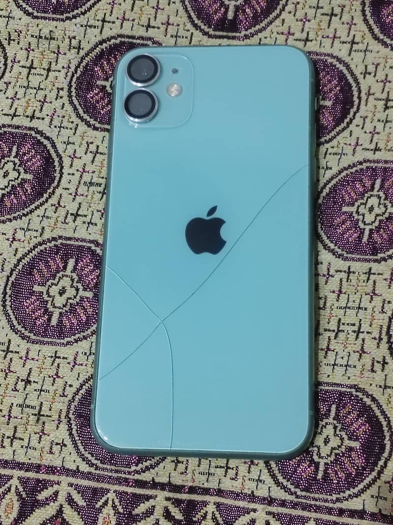 Apple iPhone 11 4