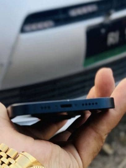 Apple iPhone 13 1