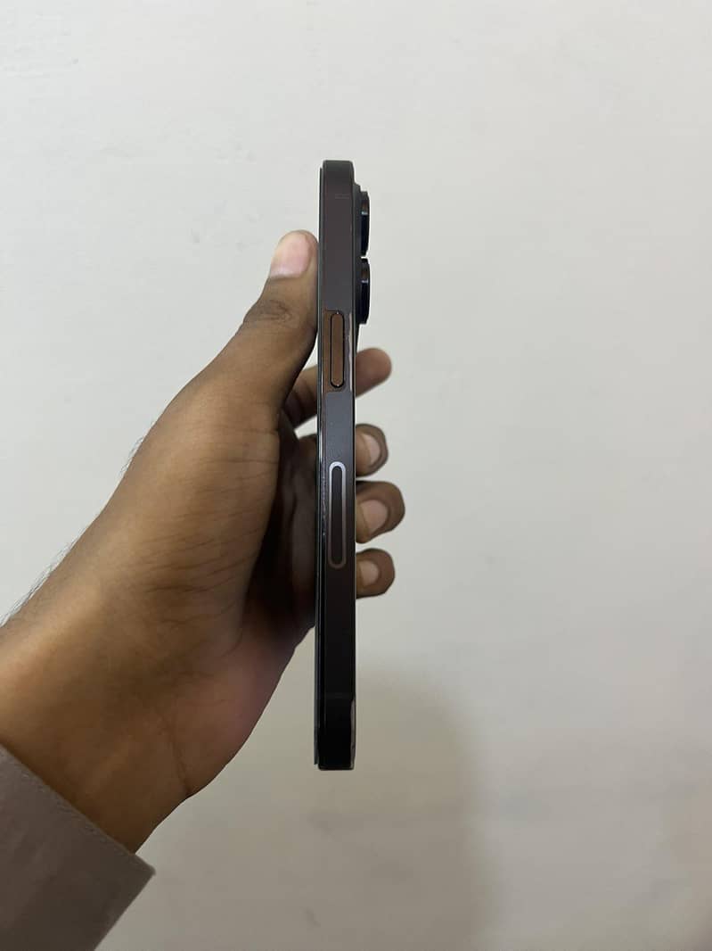 Apple iPhone 14 Pro 3