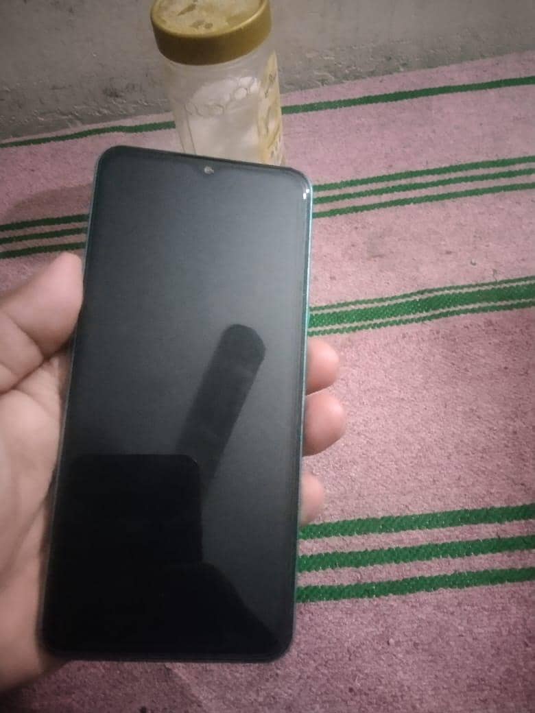 HMD Aura 2 1