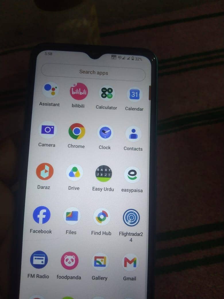 HMD Aura 2 4