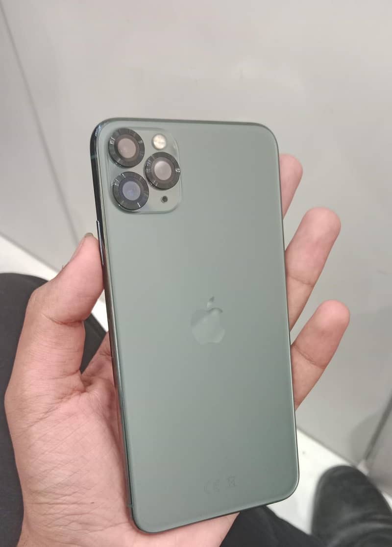 Apple iPhone 11 Pro Max 4